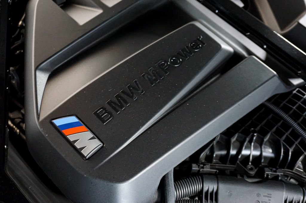 Used 2023 BMW M4 CSL RWD image 34