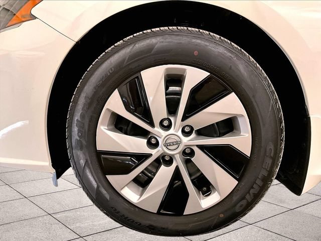 Used 2023 Nissan Altima 2.5 S FWD image 8