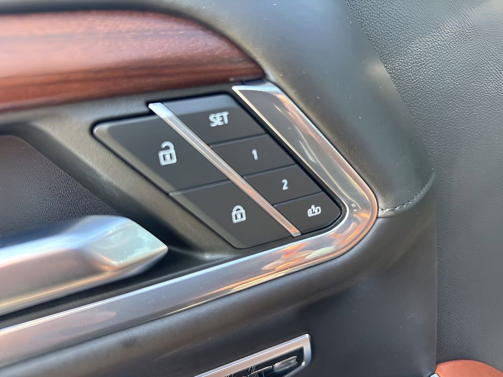 Used 2023 GMC Sierra 1500 Denali Ultimate image 11