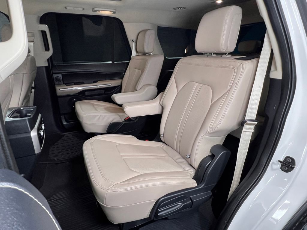 Used 2024 Ford Expedition Limited w/ Excursion Package AWD/4WD image 21