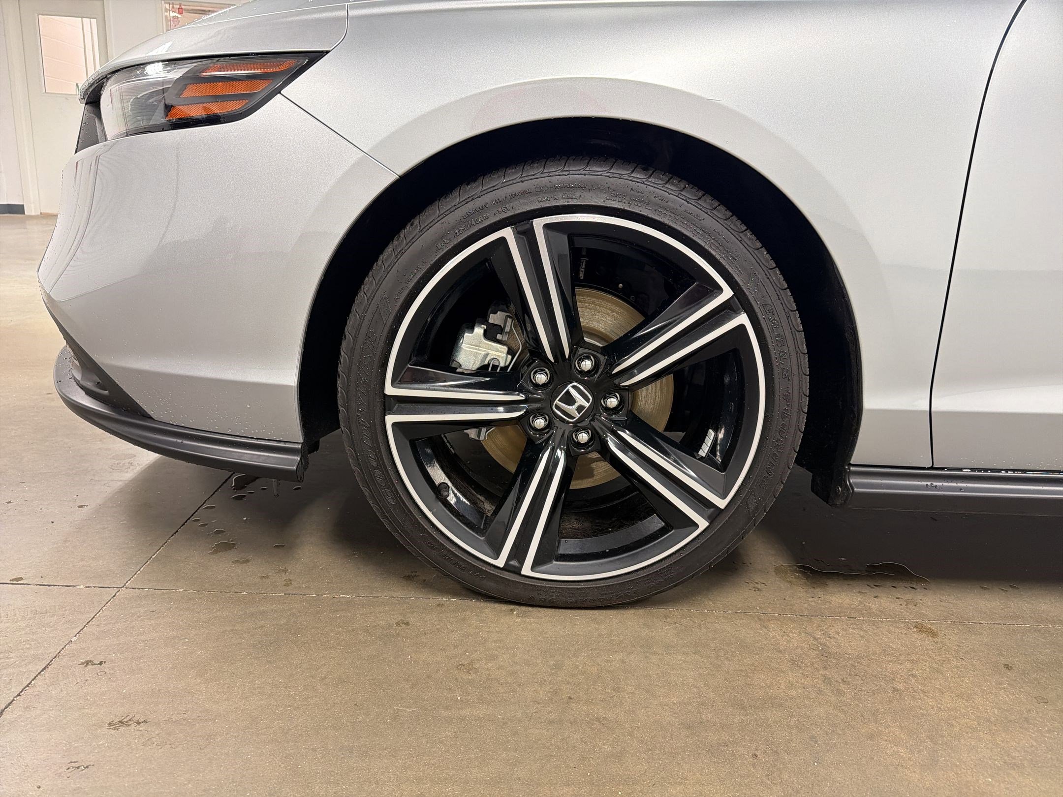 Used 2025 Honda Accord Sport image 11