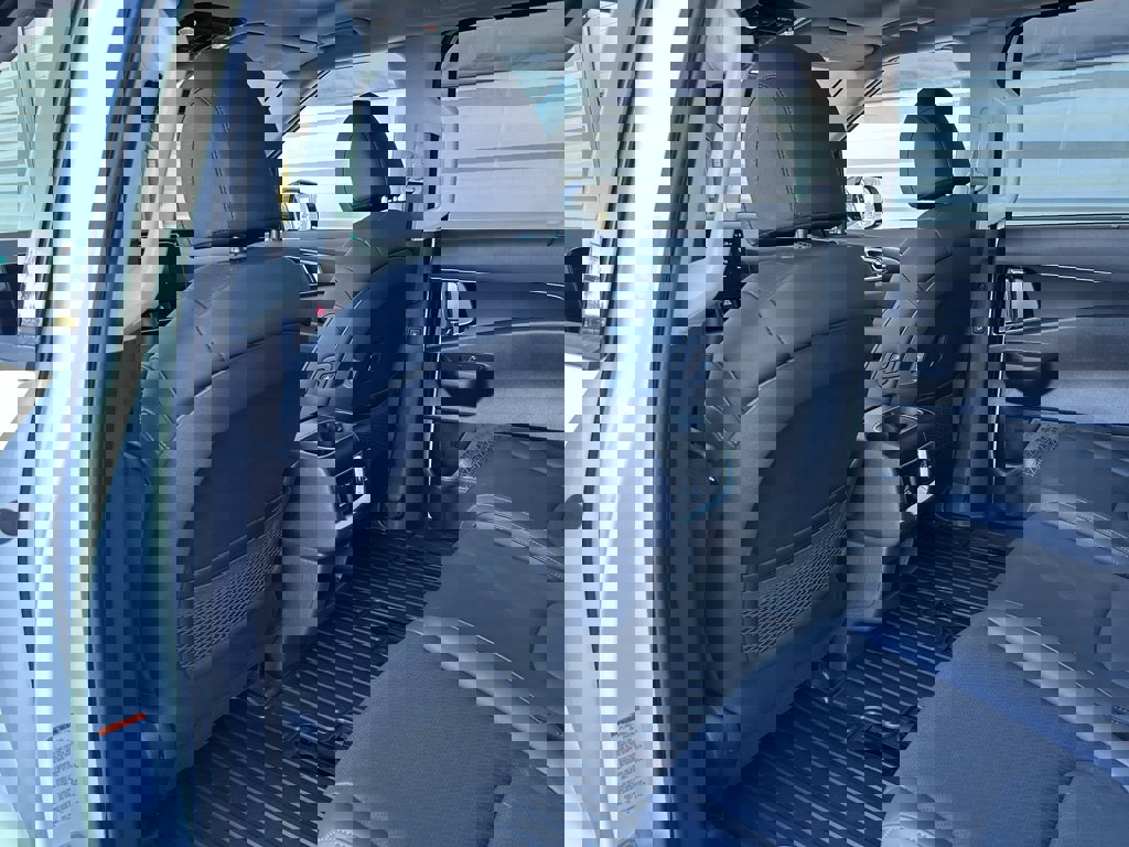 New 2026 Kia Carnival SX Prestige image 12