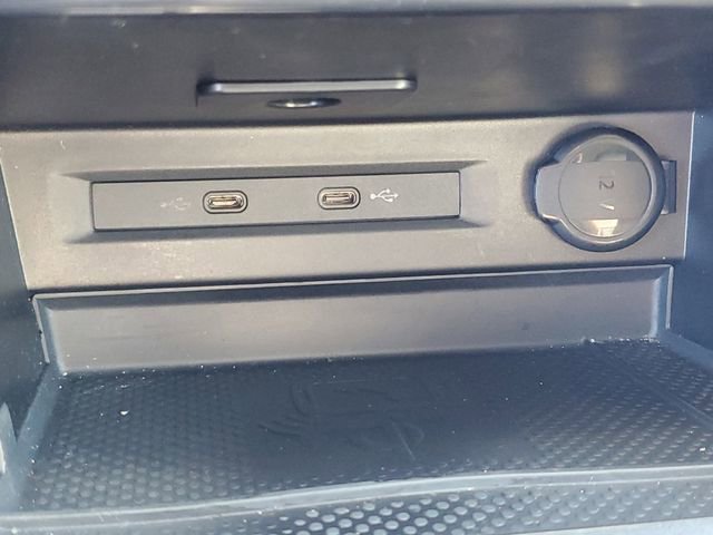 Certified 2024 Volkswagen Tiguan SE image 27