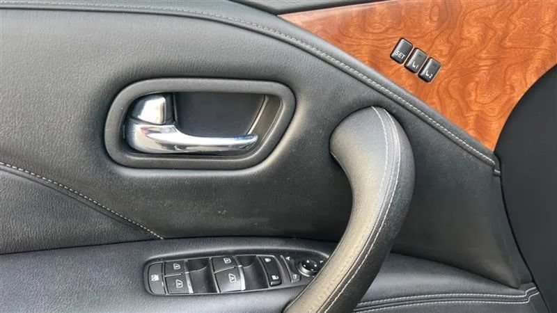 Used 2019 INFINITI QX80 Luxe w/ 22" Wheel Package RWD image 33