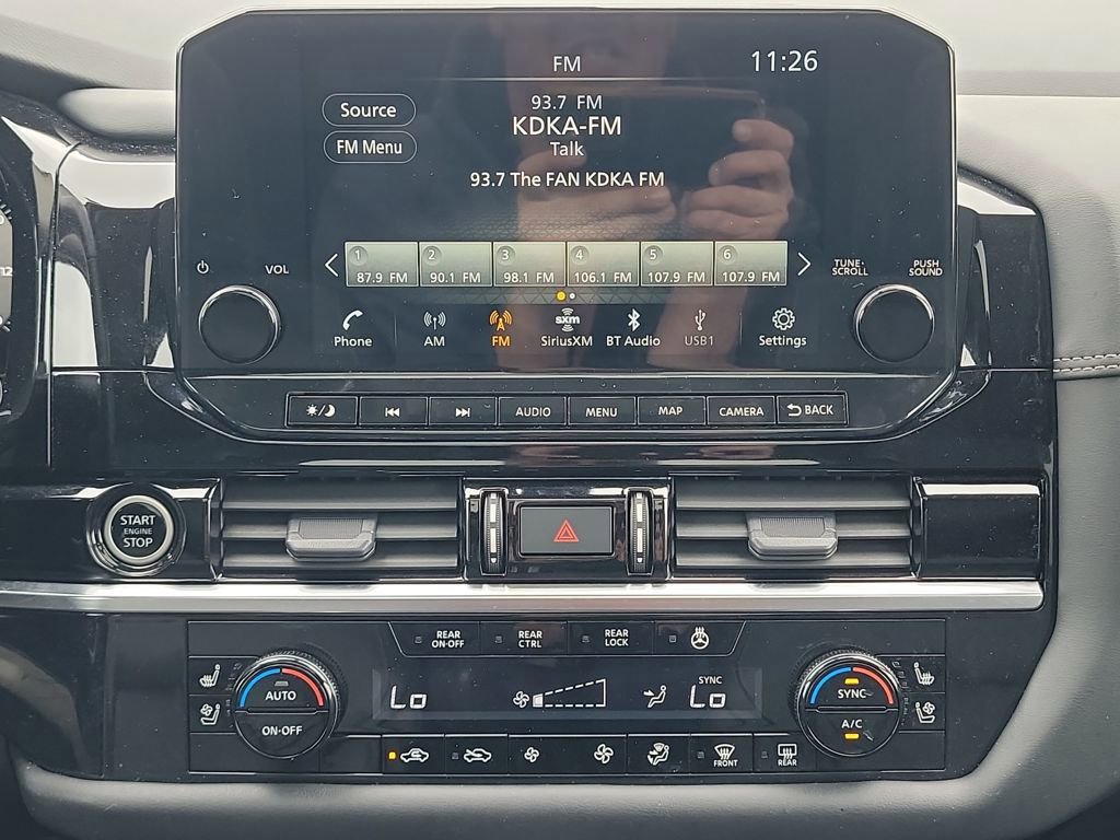 Used 2023 Nissan Pathfinder Platinum image 22