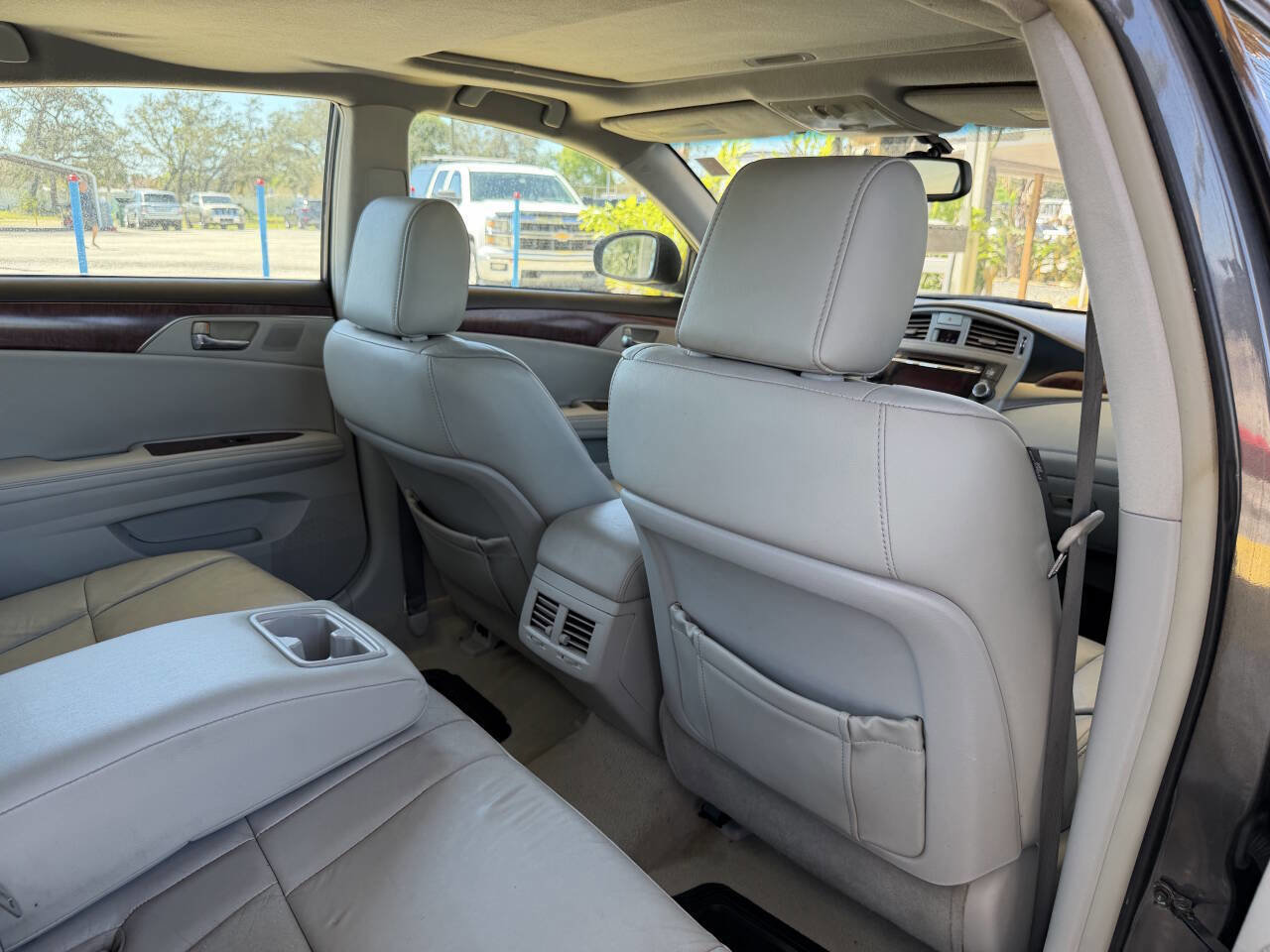 Used 2011 Toyota Avalon Limited FWD image 14