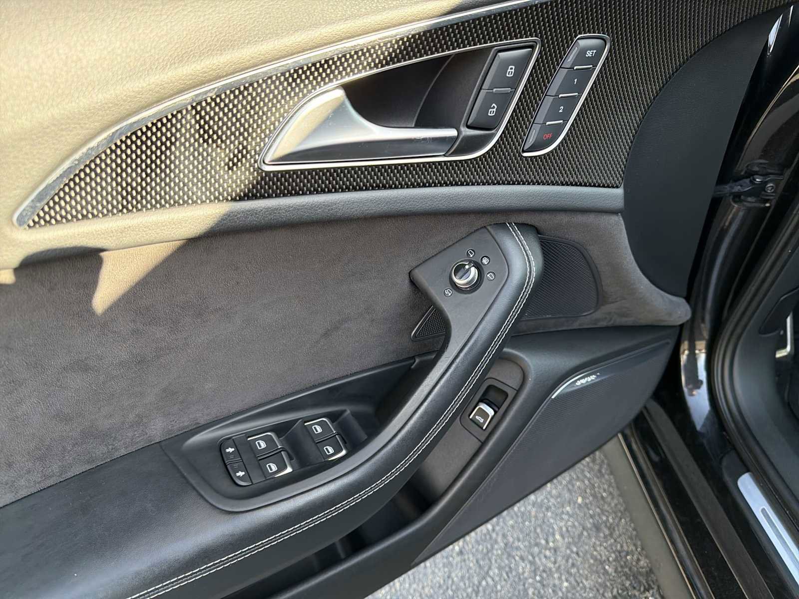 Used 2016 Audi S6 Prestige w/ Prestige Package image 22