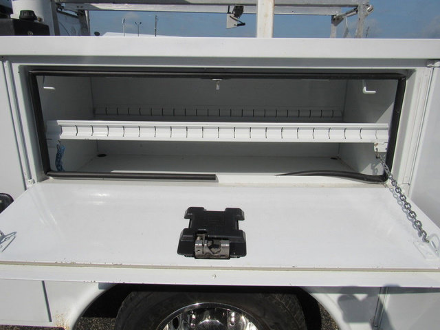 Used 2017 Ford F350 XL w/ Power Equipment Group RWD image 27