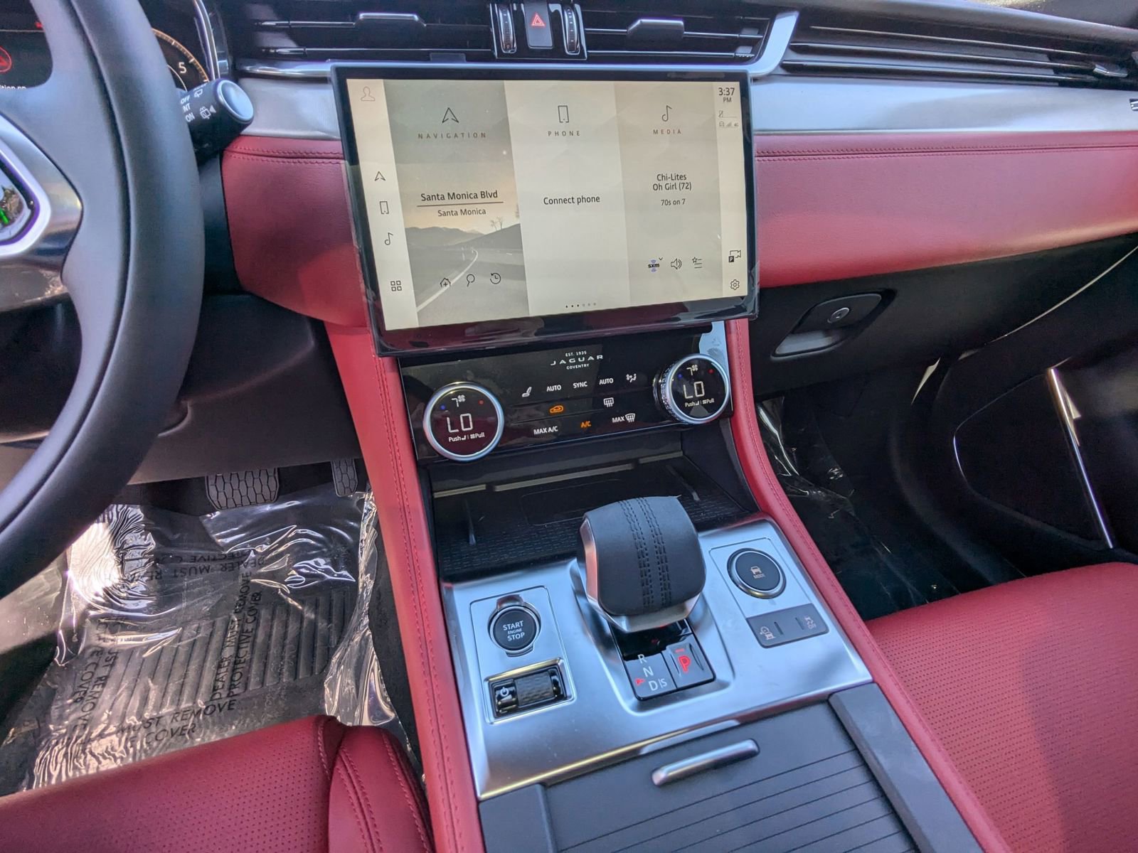 New 2025 Jaguar F-PACE R-Dynamic S image 12
