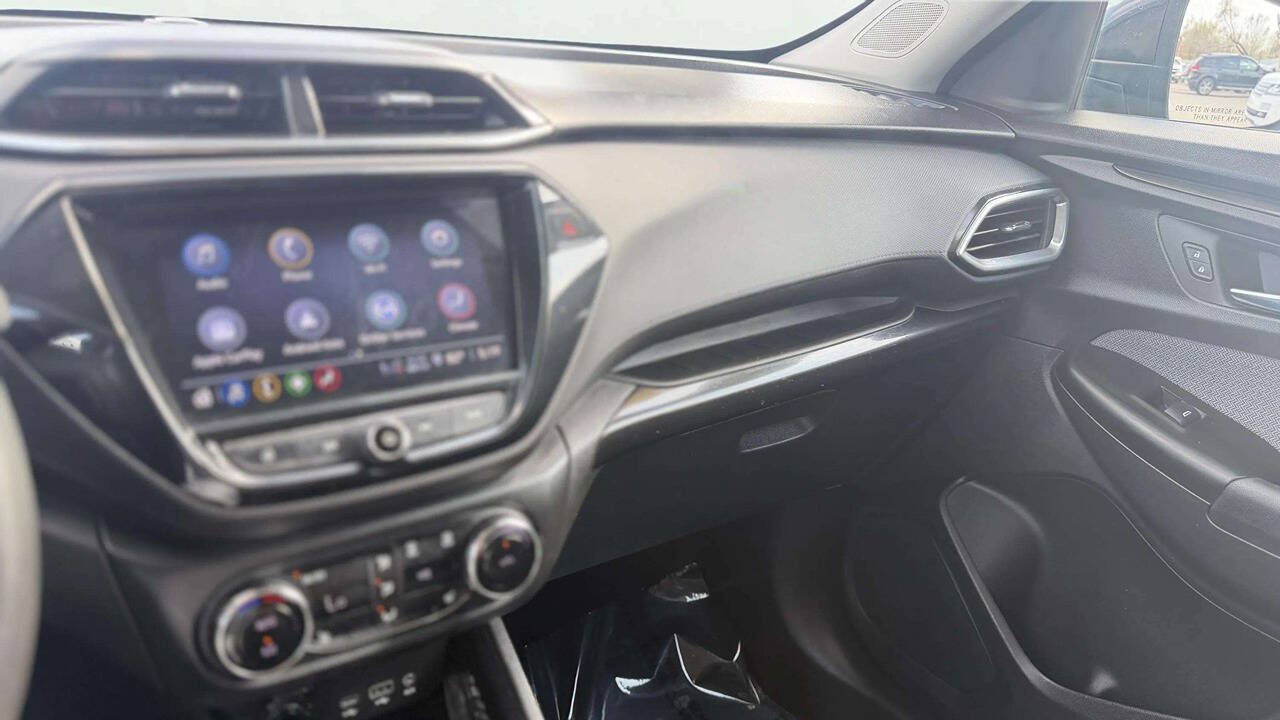 Used 2022 Chevrolet TrailBlazer LT w/ Convenience Package FWD image 19