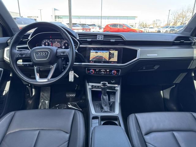 Used 2022 Audi Q3 2.0T Premium Plus image 15