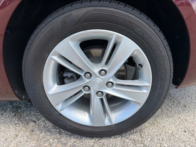 Used 2019 Buick Regal Preferred FWD image 9