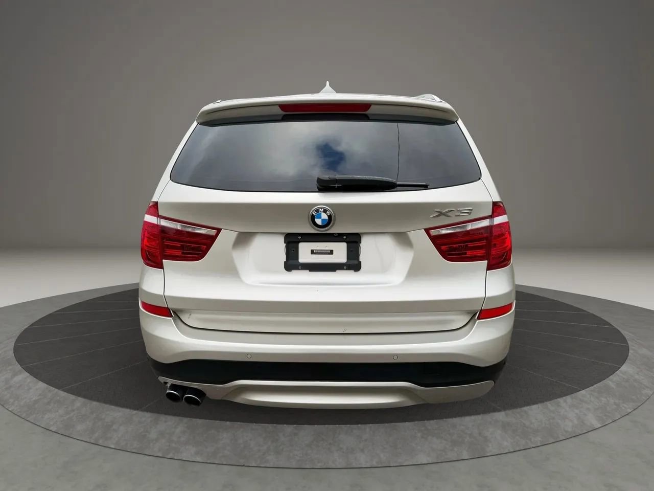 Used 2017 BMW X3 sDrive28i image 8