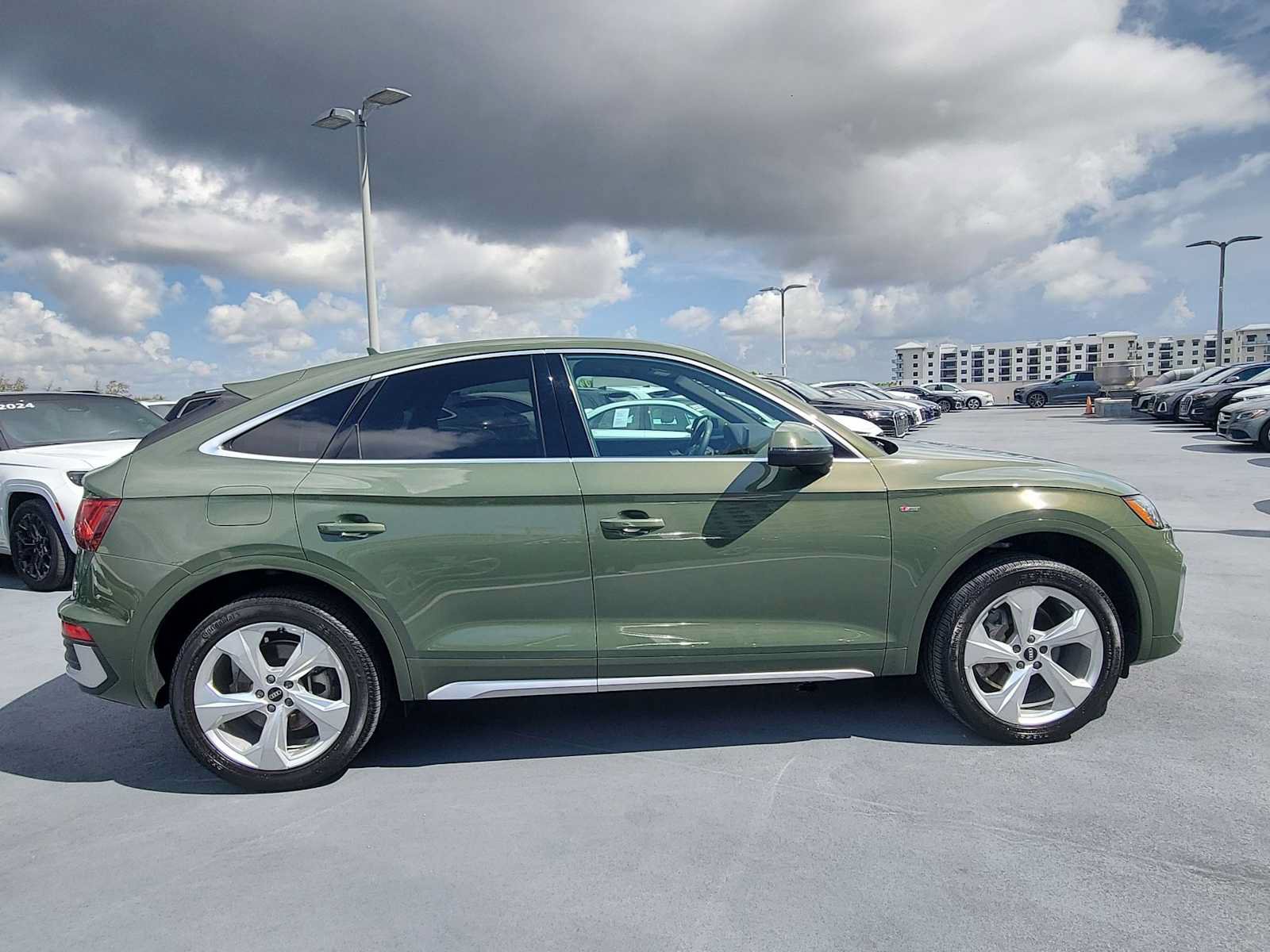 Certified 2023 Audi Q5 2.0T Premium w/ Convenience Package AWD/4WD image 13