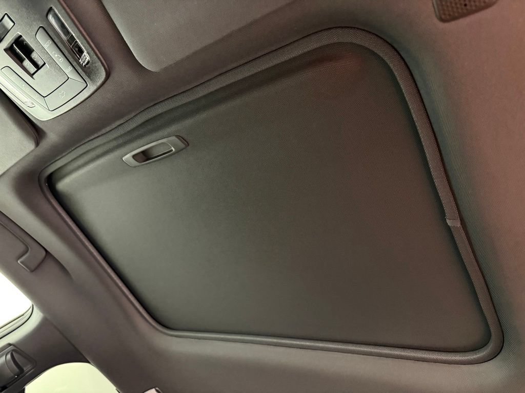 Certified 2023 Toyota Sienna XSE w/ XSE Plus Package AWD/4WD image 18