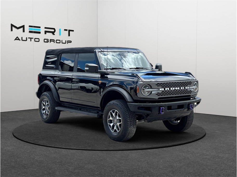 Used 2023 Ford Bronco Badlands AWD/4WD image 1