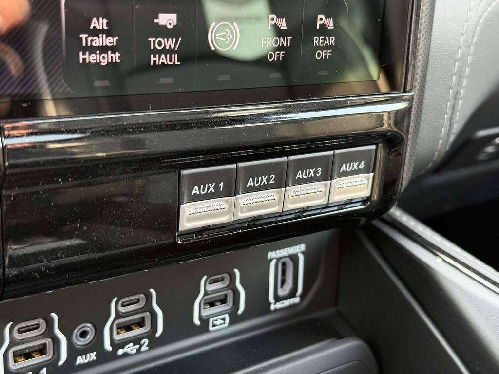 New 2026 RAM 3500 Limited AWD/4WD image 27