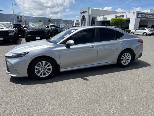 Used 2025 Toyota Camry LE w/ Convenience Package FWD video 3