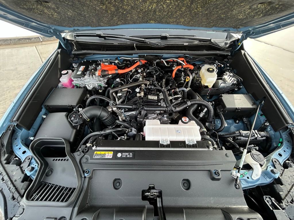 Used 2025 Toyota 4Runner Limited w/ Tow Technology Package image 34