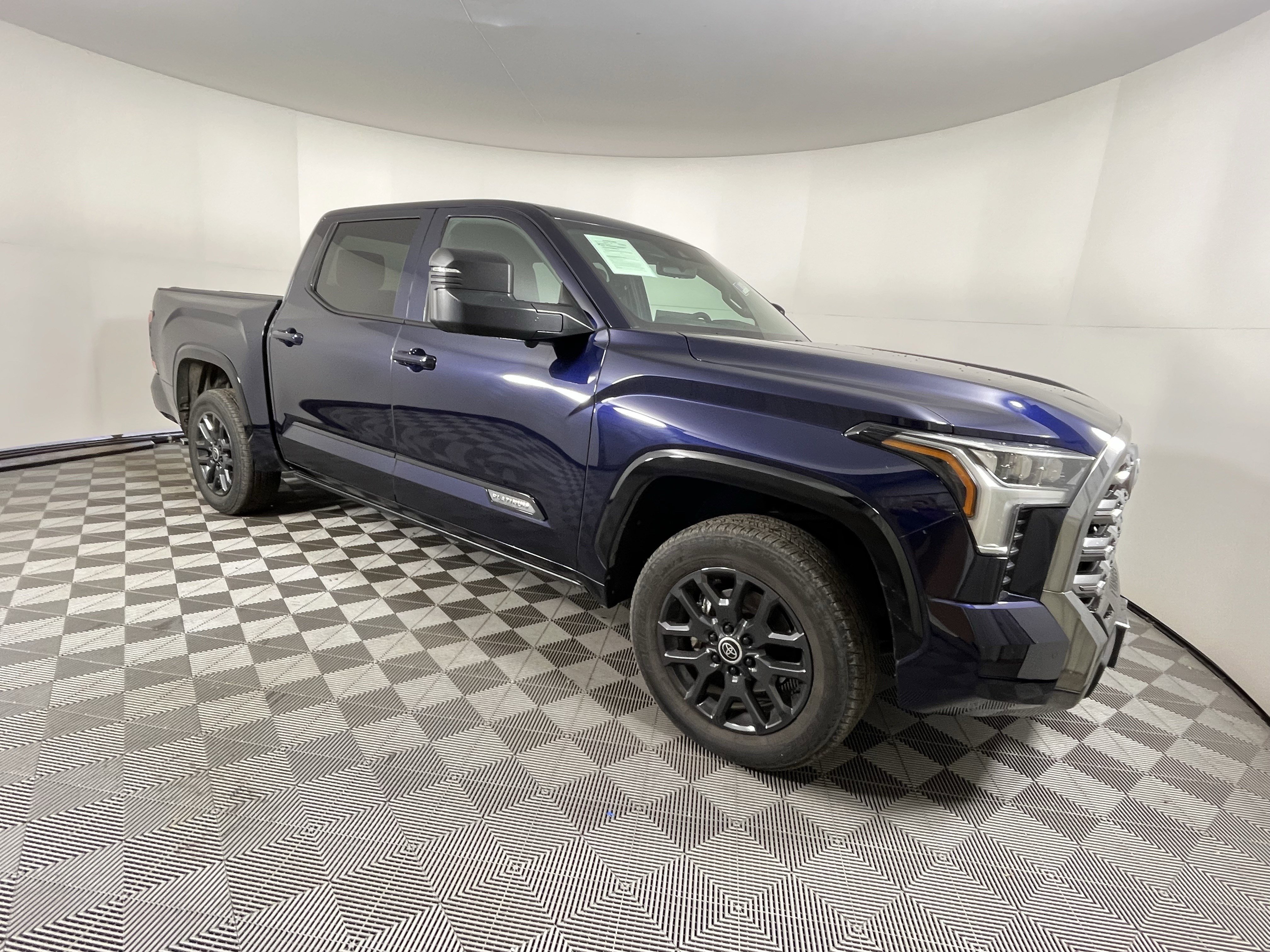 Used 2024 Toyota Tundra Platinum image 7