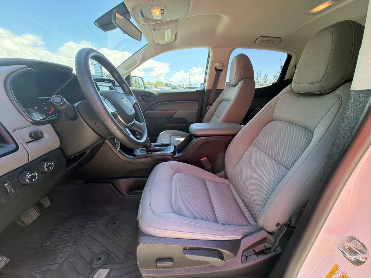Used 2019 Chevrolet Colorado W/T w/ WT Convenience Package AWD/4WD image 13