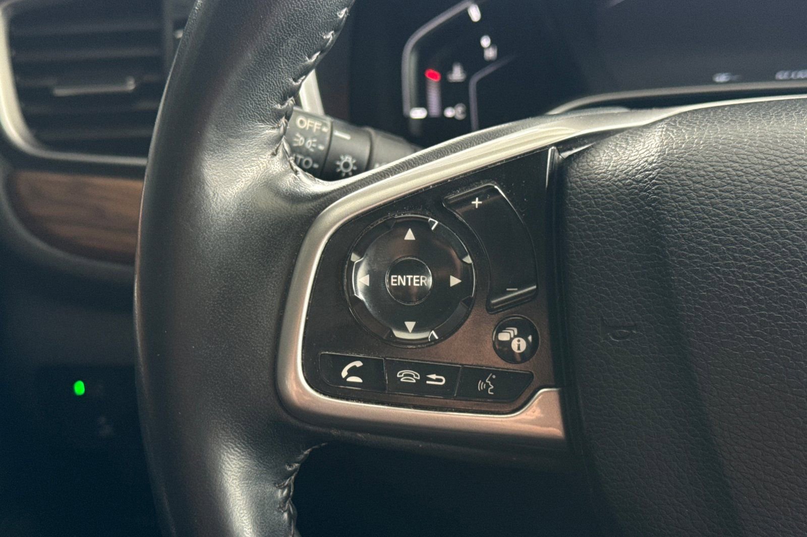 Used 2020 Honda CR-V Touring image 28