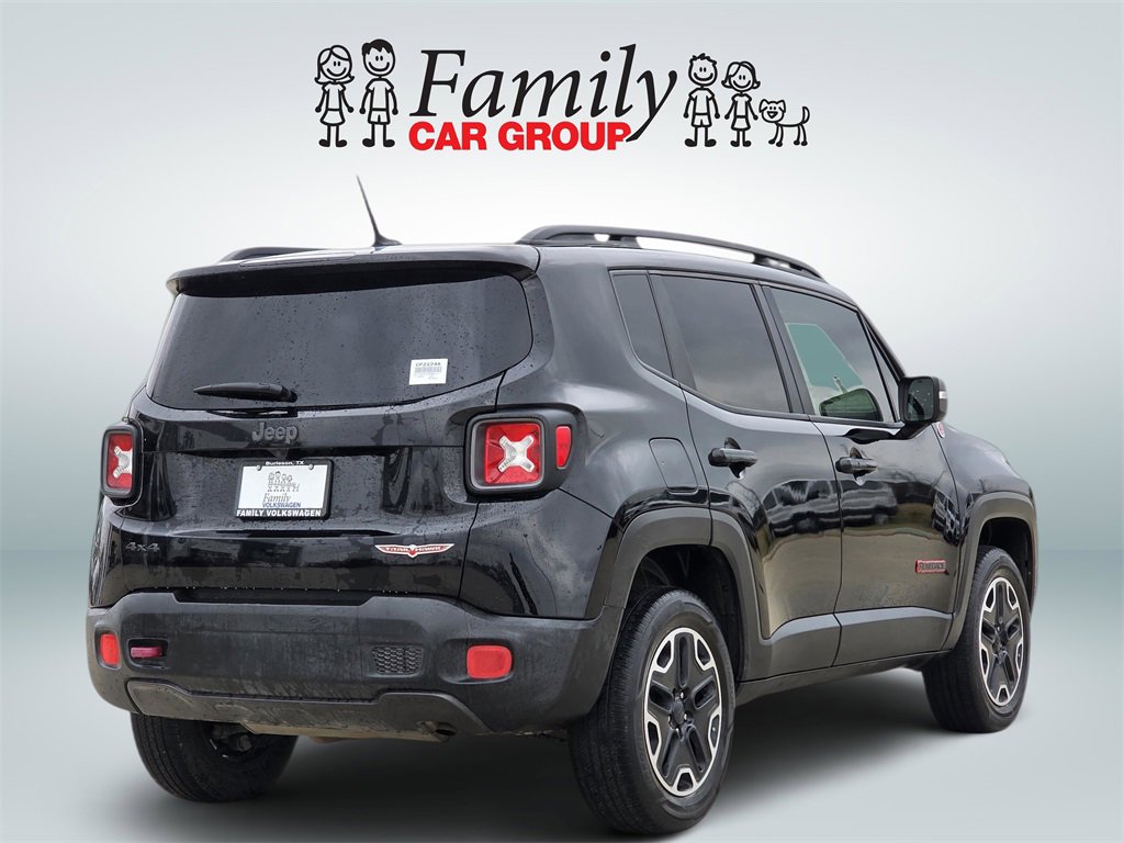 Used 2017 Jeep Renegade Trailhawk w/ Premium Trailhawk Package image 4