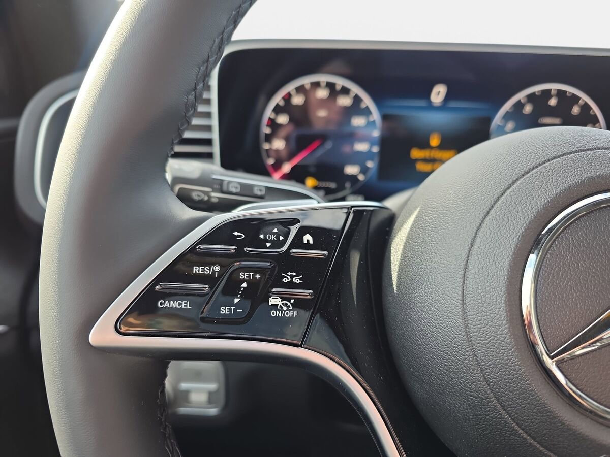 New 2026 Mercedes-Benz GLE 350 4MATIC image 17