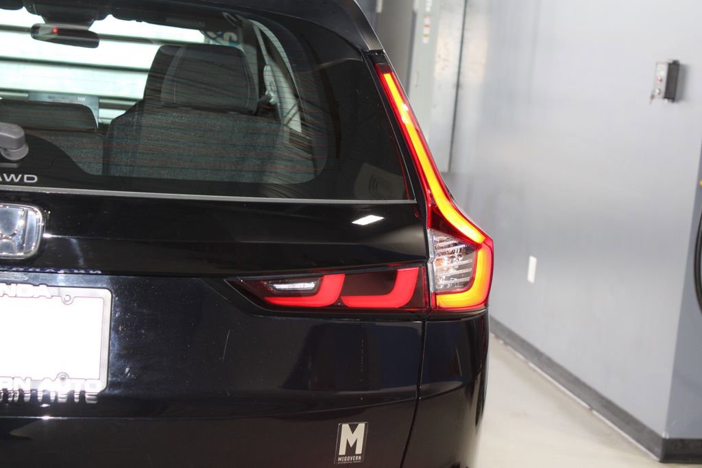 Used 2023 Honda CR-V LX image 39