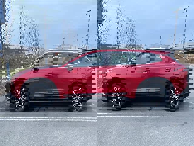 New 2025 Toyota Crown Signia image 2