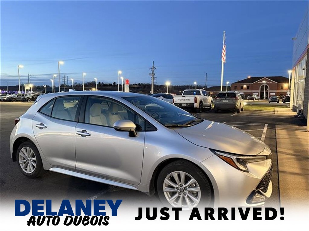 Used 2023 Toyota Corolla SE w/ SE Premium Package