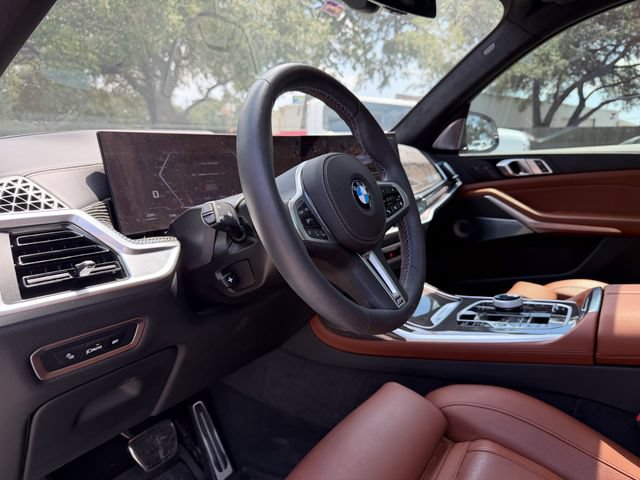 Used 2025 BMW X7 M60i AWD/4WD image 8