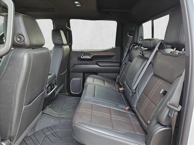 Used 2023 Chevrolet Silverado 1500 High Country w/ High Country Premium Package image 21