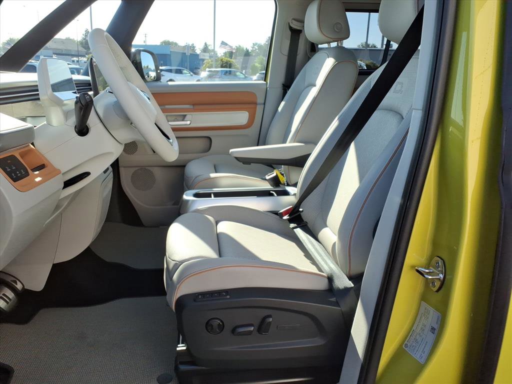 New 2025 Volkswagen ID. Buzz Pro S Plus image 10