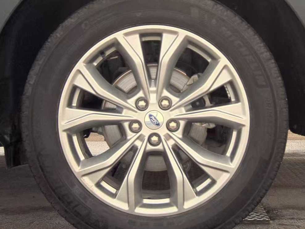 Used 2023 Ford Explorer Limited w/ Limited Technology Package AWD/4WD image 10