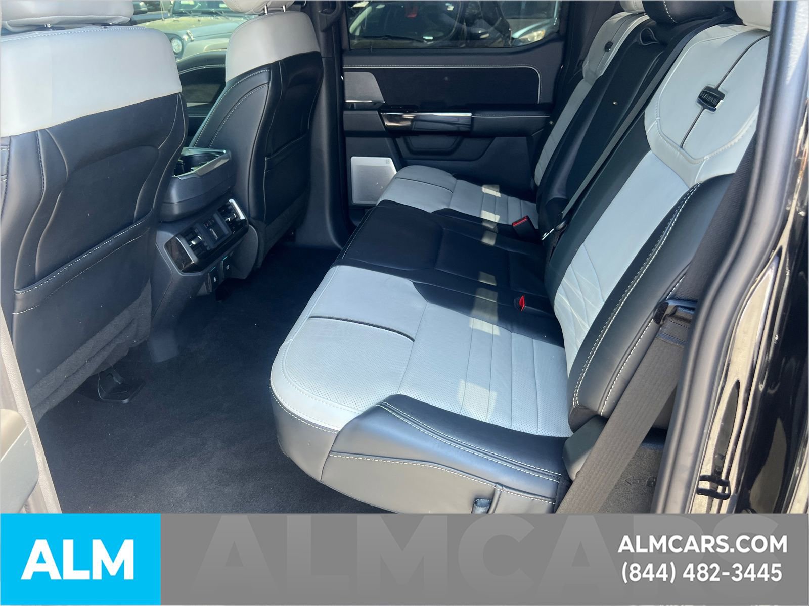 Used 2024 Ford F150 Lightning Platinum AWD/4WD image 23