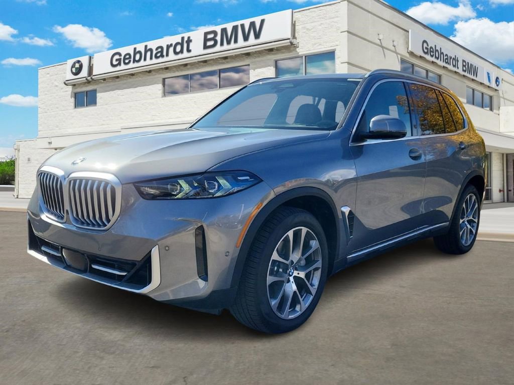 Certified 2026 BMW X5 xDrive40i w/ Climate Comfort Package image 3