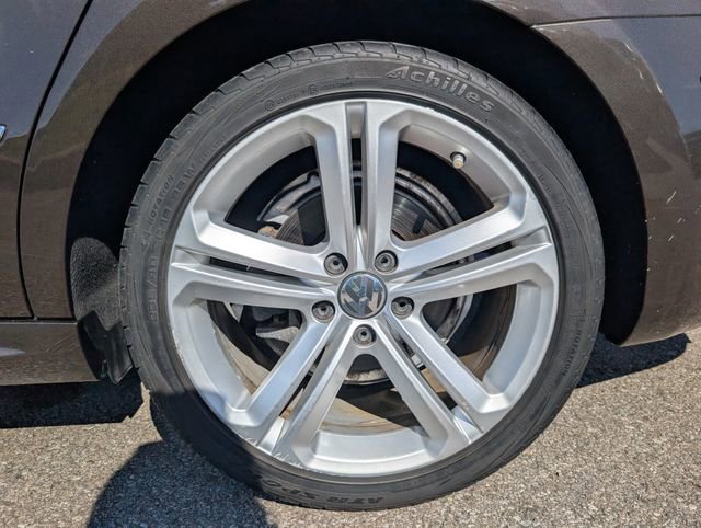 Used 2016 Volkswagen CC FWD image 25