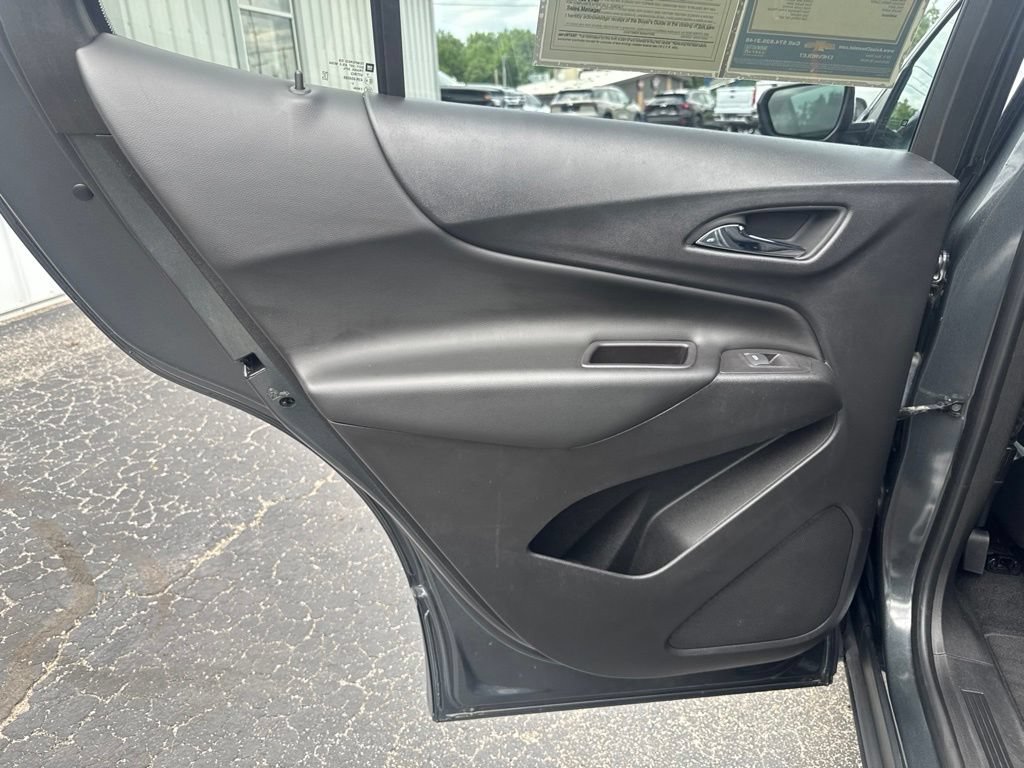 Used 2020 Chevrolet Equinox LT AWD/4WD image 16