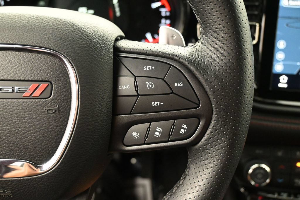 Used 2025 Dodge Durango R/T w/ Blacktop Package AWD/4WD image 22