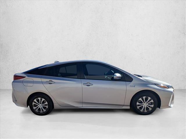 Used 2021 Toyota Prius Prime XLE video 4