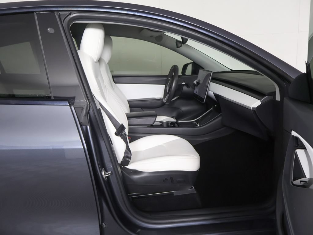 Used 2020 Tesla Model Y Performance AWD/4WD image 32