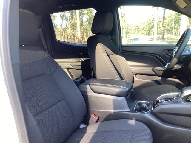 New 2025 GMC Canyon Elevation w/ Convenience Package image 15