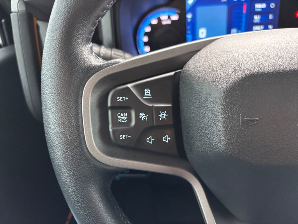 Used 2023 Ford Bronco Badlands AWD/4WD image 18