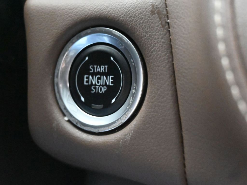 Used 2024 Chevrolet Tahoe High Country image 33