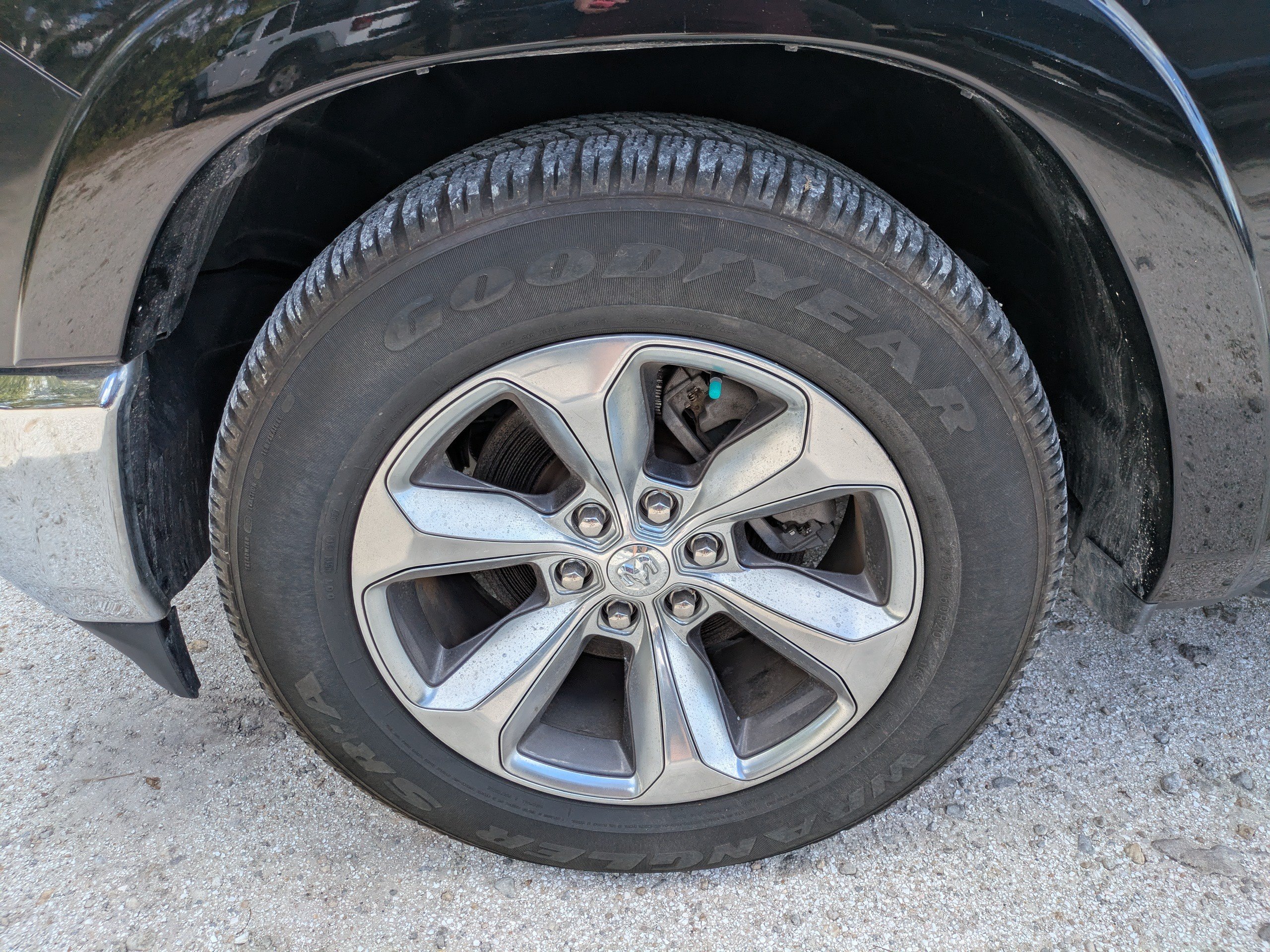Used 2019 RAM 1500 Limited RWD image 13