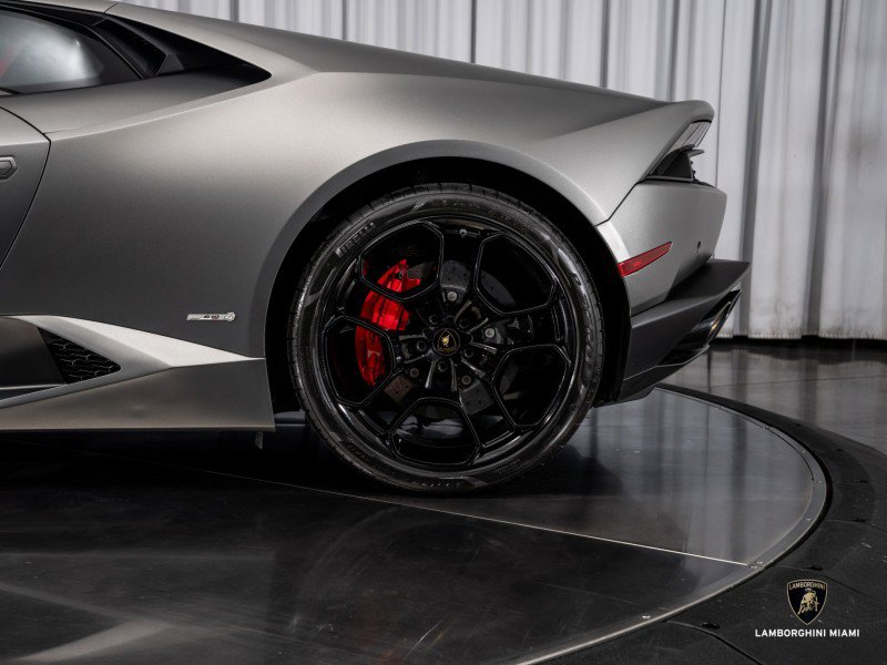 Used 2017 Lamborghini Huracan LP 610-4 image 9