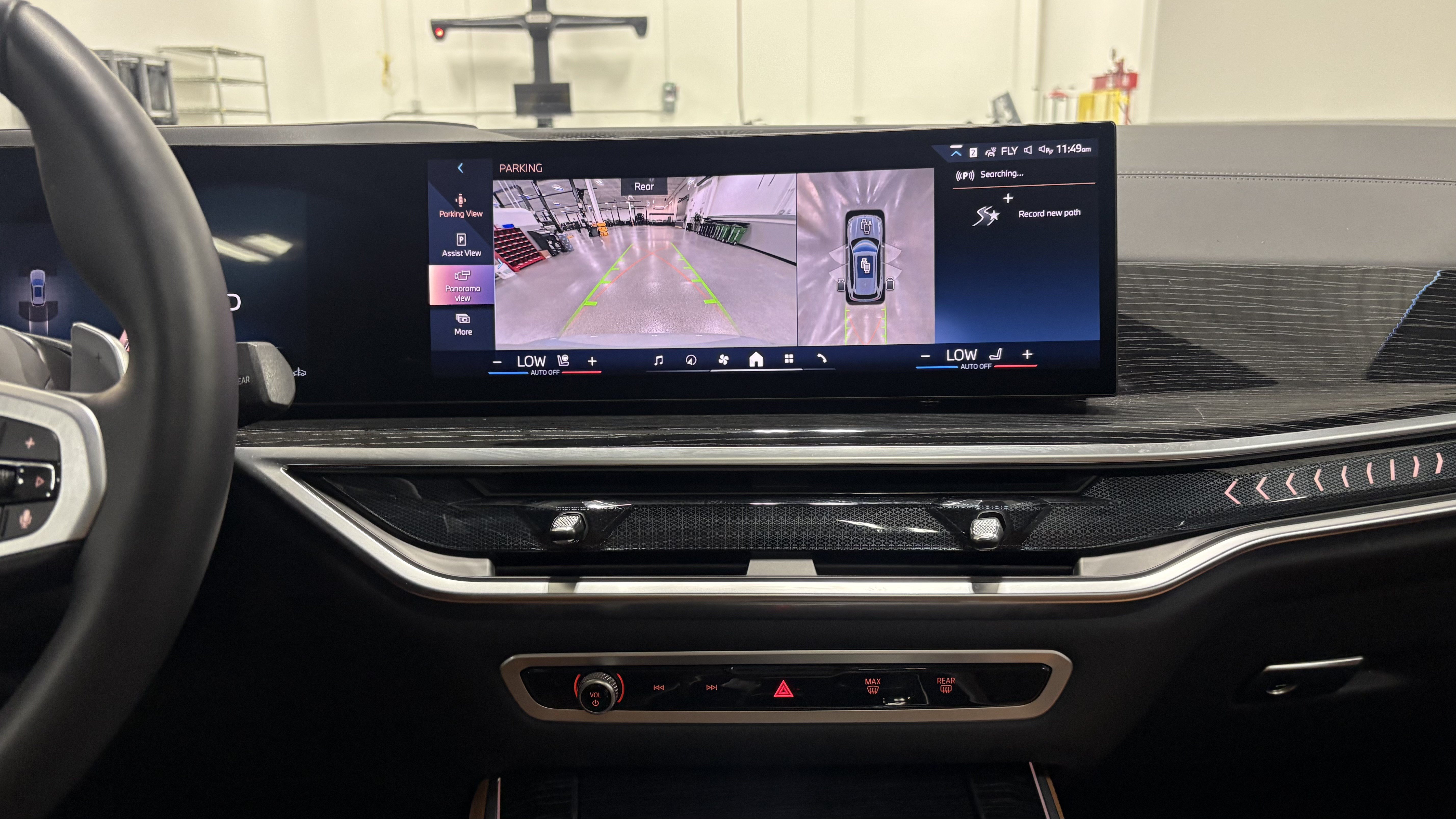 Certified 2025 BMW X5 xDrive40i w/ M Sport Package AWD/4WD image 31