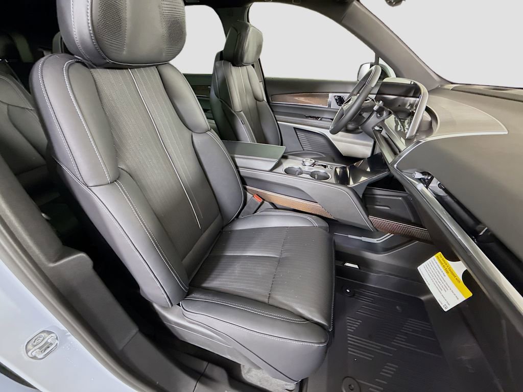 New 2026 Cadillac Vistiq Luxury image 30