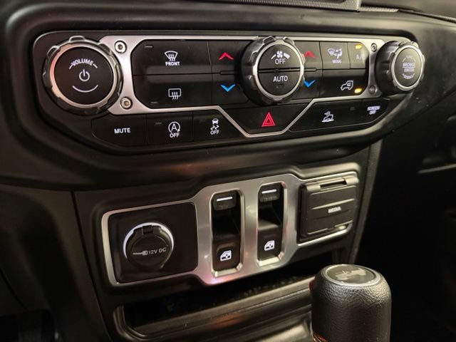 Used 2021 Jeep Wrangler Sport AWD/4WD image 25